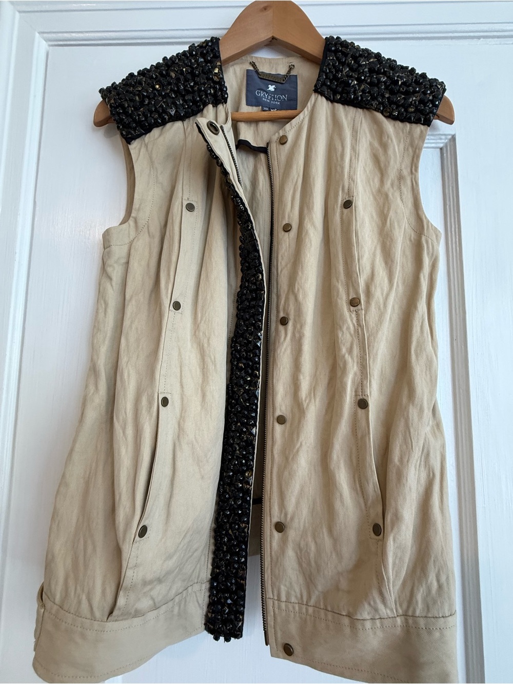 Gryphon New York Ex-Boyfriend Tan Vest Black Metal Beaded Studs - New - Picture 8 of 9